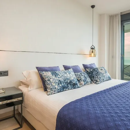 Iloftmalaga Malagueta Premium Апартаменты *